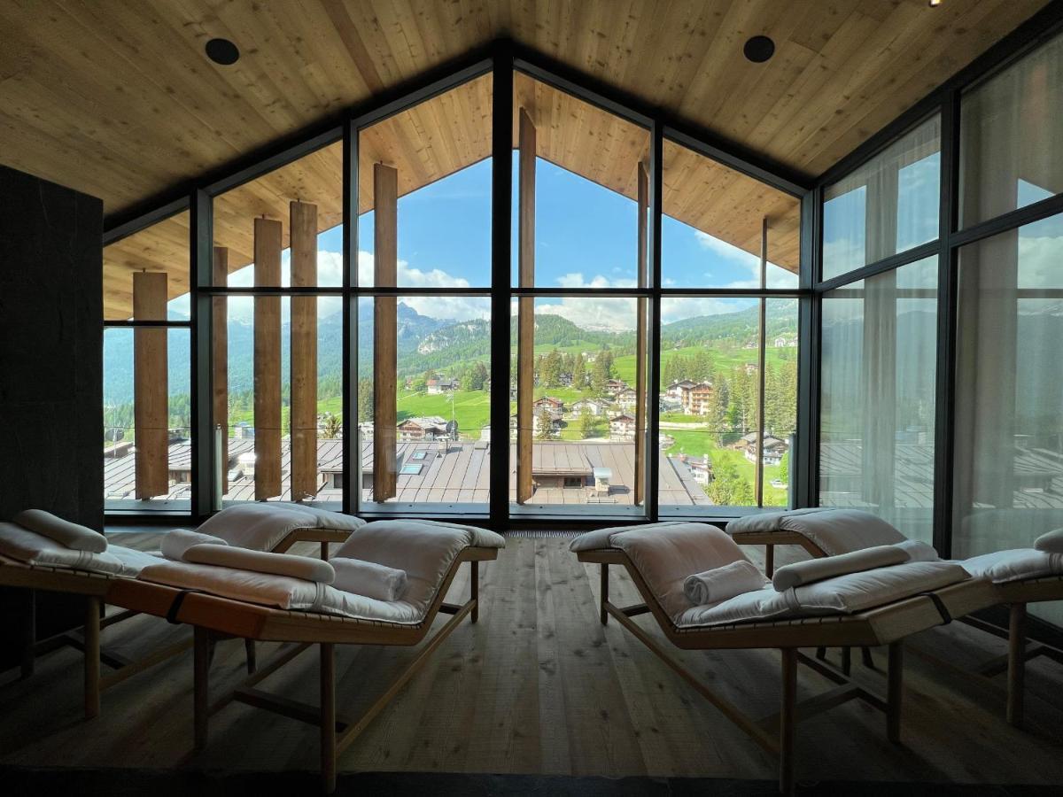 Hotel De Len Cortina d'Ampezzo Buitenkant foto